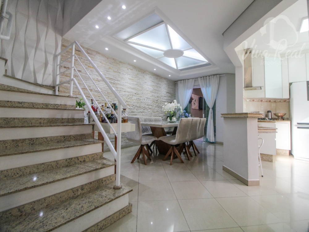 Lindo Sobrado Wanel Ville 4 - 