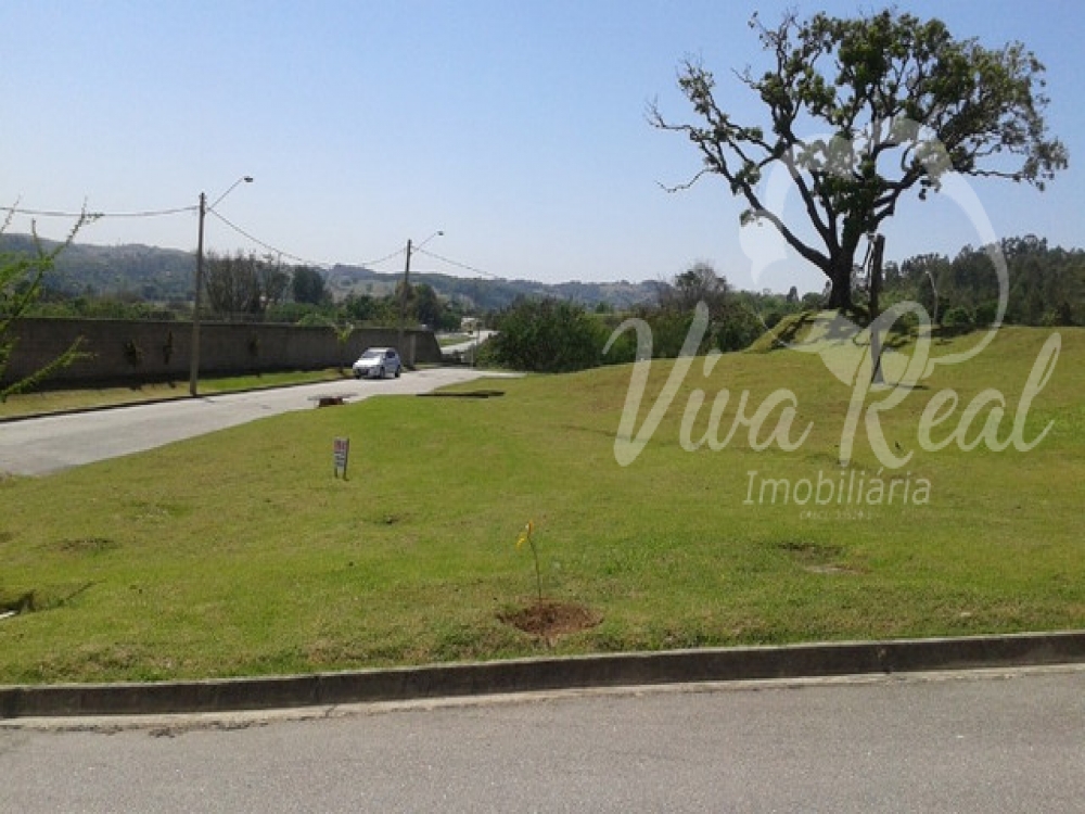 Terreno de Esquina - Condomínio Renaissance