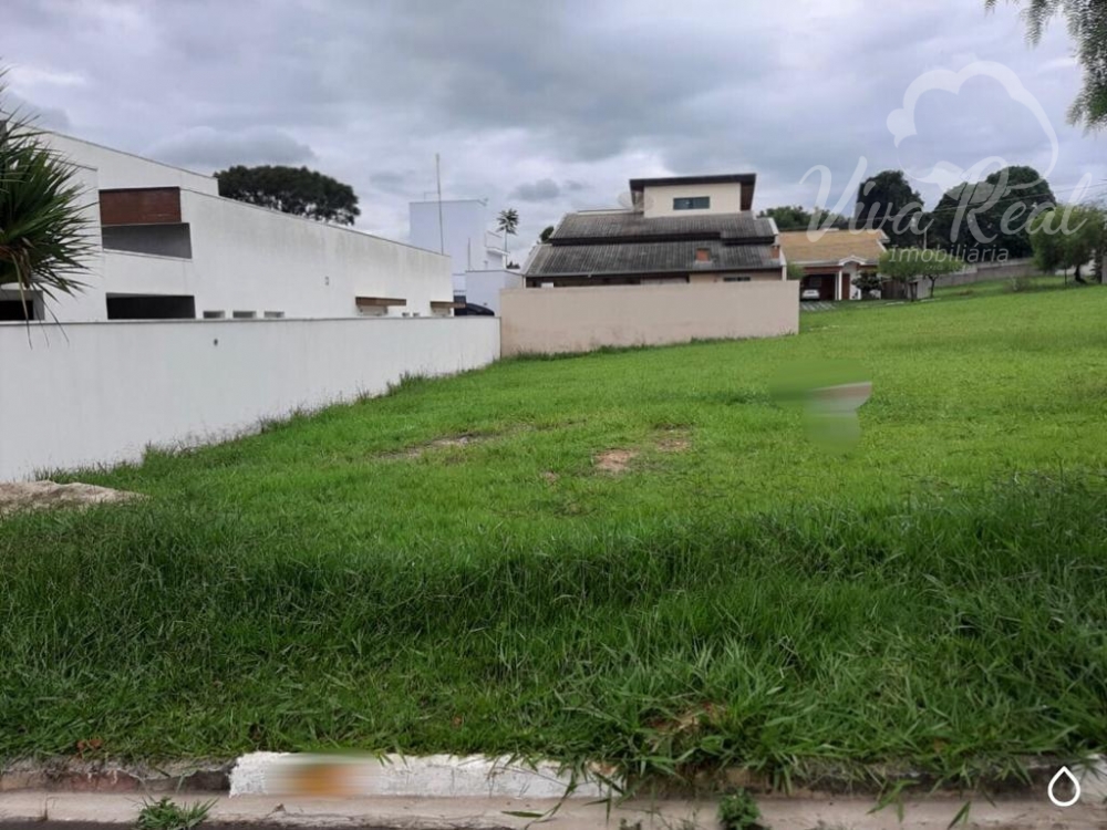 Terreno no Condomínio Villa Verona - Bairro Cajuru  