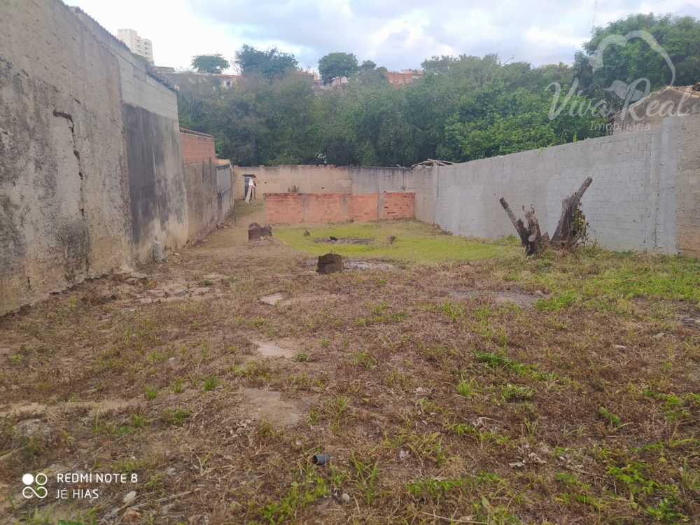 Terreno na Vila Haro - Zona Leste